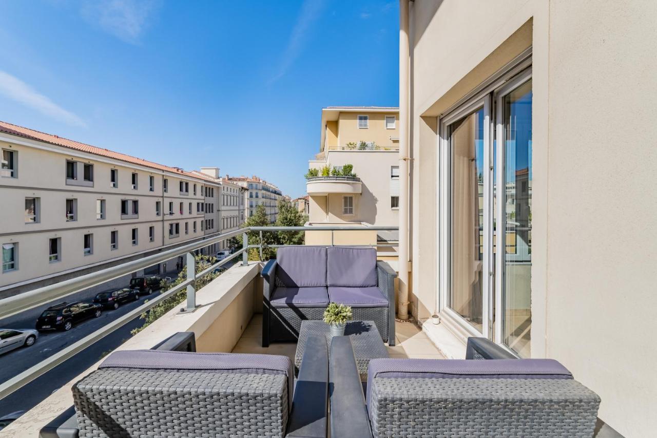 La Joliette; Duplex 2 Chambres, Parking Inclus+ Terrasse+ Ascenseur Marseilles Exterior foto