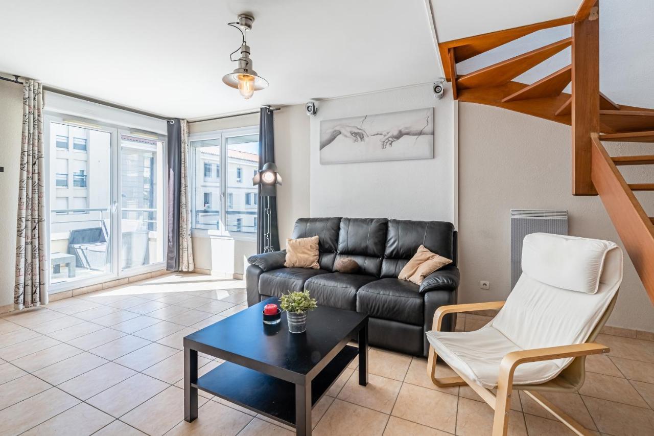 La Joliette; Duplex 2 Chambres, Parking Inclus+ Terrasse+ Ascenseur Marseilles Exterior foto